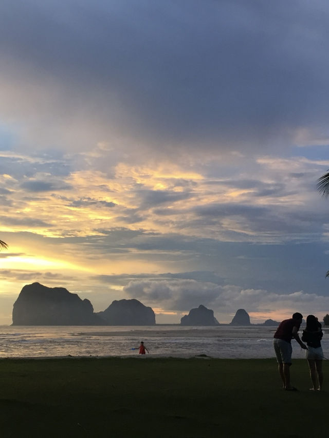 พักผ่อนชิลๆ ที่หาดปากเมง ตรัง 