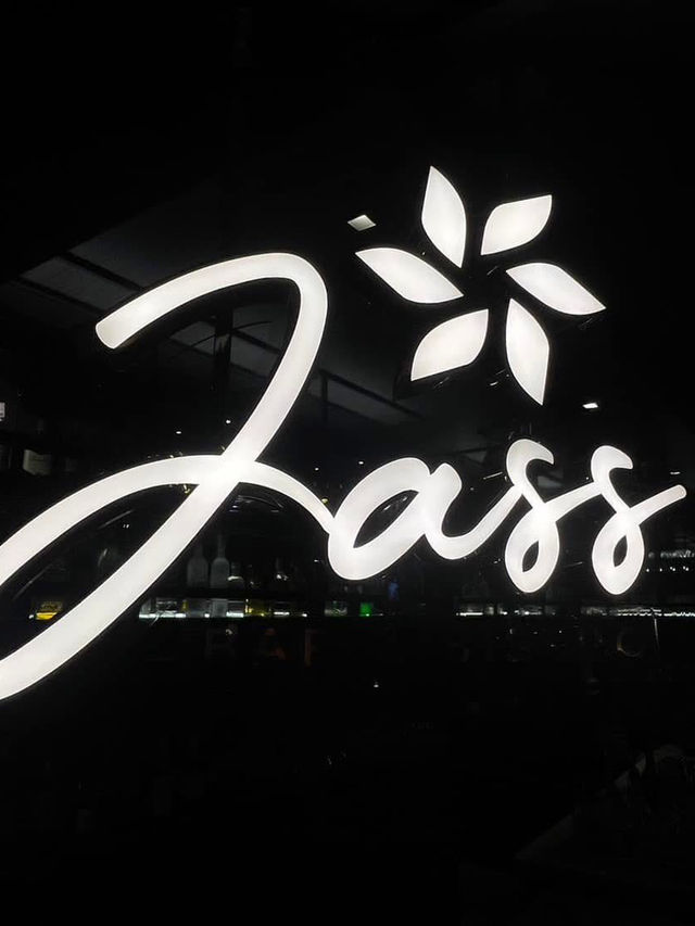 Bar โรงแรมจัสมินติด BTS พระโขนง 