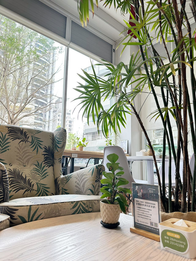 用不同的視角走進台中逢甲 ⸝⸝⸝二八樹巷藝術文旅 ⸝⸝⸝