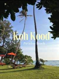 Koh Kood Paradise Beach ที่พักที่มีสระสีส้ม🍊