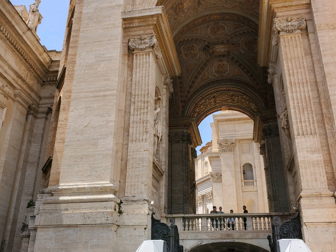 🇻🇦バチカン] 世界最小の国家、バチカンの歴史と壮麗なサン