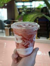 Little hideout ร้านเค้กอร่อยคุณภาพสูง