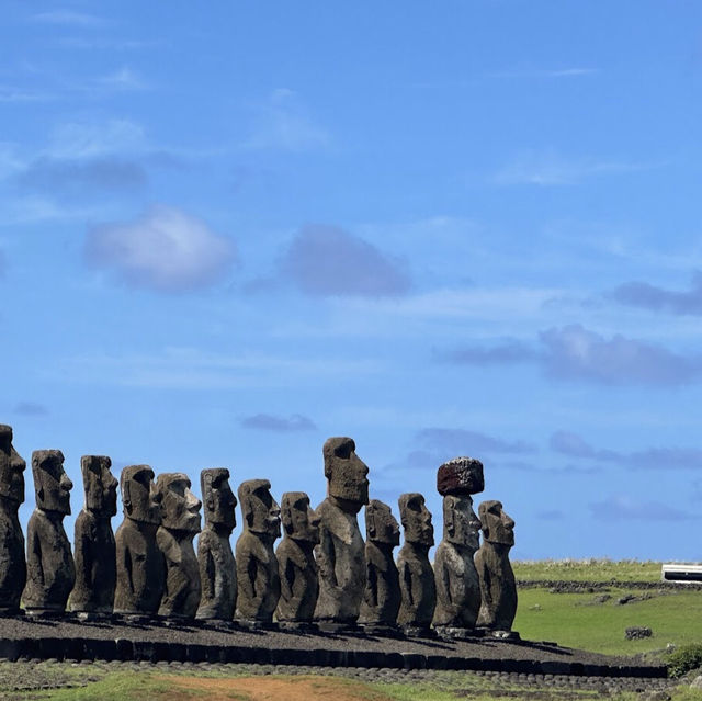 モアイ像（チリ・イースター島）– 太平洋の孤島に佇む謎の石像群 