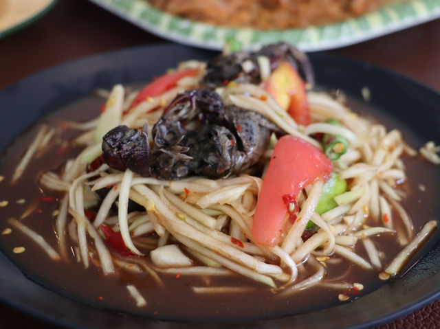 ๑ ในอีสานไก่ย่างเขาสวนกวาง