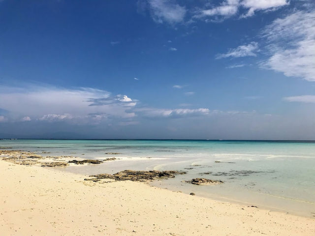 🌴 Mantanani Islands: Kota Kinabalu’s Secluded Island Paradise!