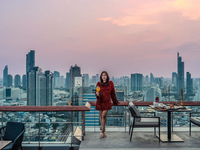 โรงแรมที่มีรูฟท้อปบาร์วิวสวยปังสุดในย่านสาทร 