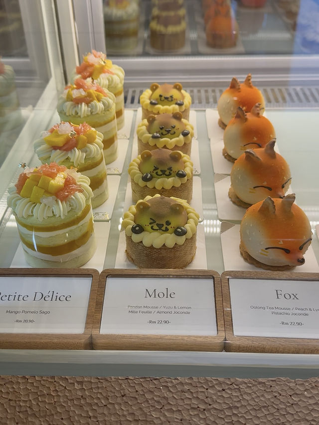 A Whimsical Dessert Wonderland Near Mid Valley Southkey, JB: Nanamax Patisserie Café