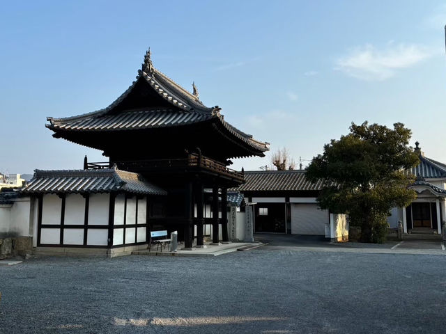 🇯🇵【香川県】鎌倉時代創建の浄土真宗のお寺！西光寺！(^^)