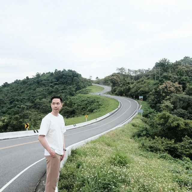 โค้งหมายเลข 3 จุดเช็คอินเส้นทางสายโรแมนติกของน่าน