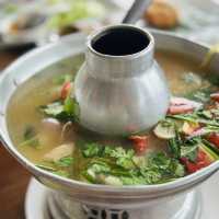 กินซีฟู้ดสดๆ ริมน้ำที่ “ปากน้ำซีฟู้ด” กระบี่ 