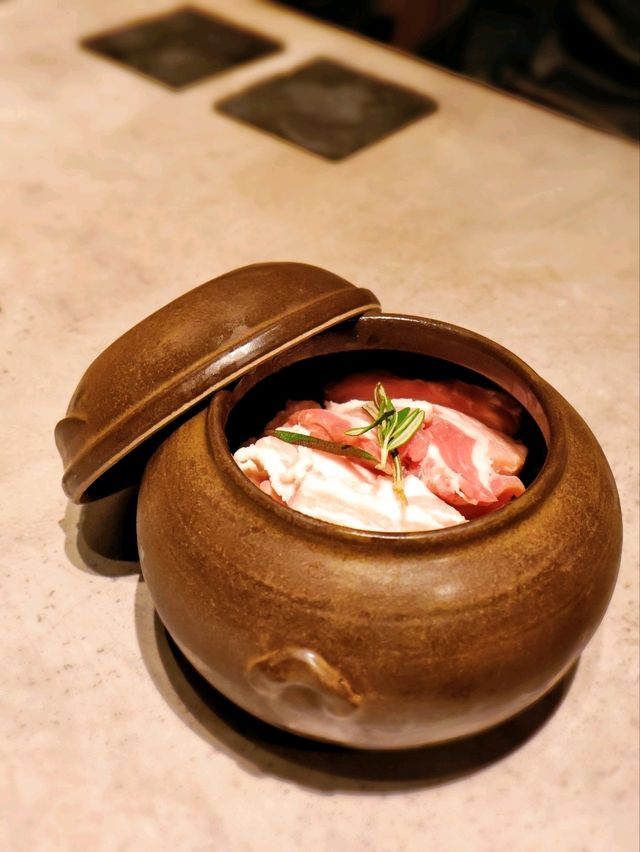 旺角🪨岩石洞穴濟州韓式燒肉店