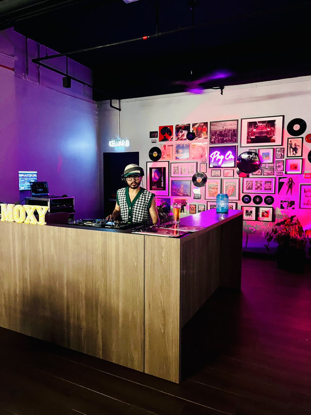 Bar Moxy Chinatown KL: Skyline Sips with a View of Merdeka 118