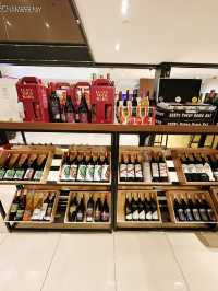 Sip, Swirl & Splurge at The Chamber