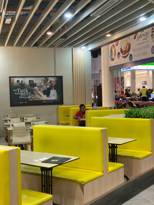 A Taste of Tradition: Mee Tarik Warisan Asli’s Noodle Artistry