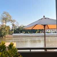 คาเฟ่เรือนไทยริมน้ำอยุธยา