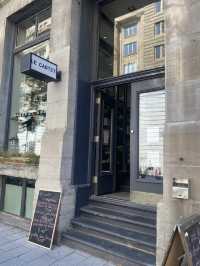 A Day in Montreal – Cathedrals, Cobblestones & Casual Bites