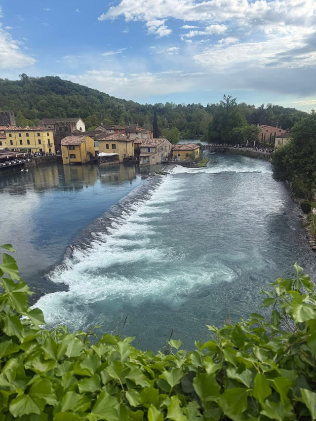 Spring Daydream in Borghetto