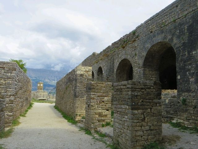 【アルバニア🇦🇱】ジロカストラ博物館