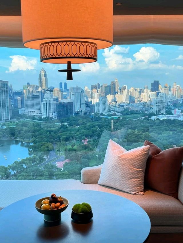 🌺 Urban Oasis at Dusit Thani Bangkok 🏙️🌿