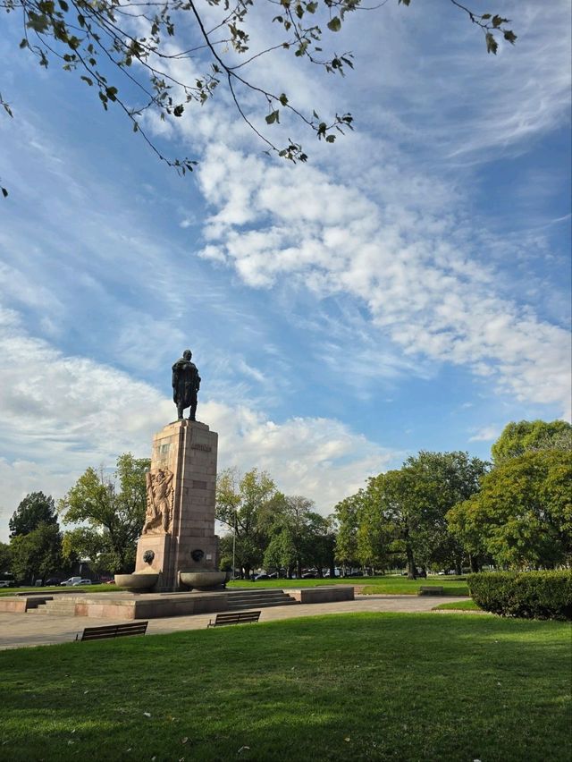 해외여행 부에노스아이레스의 운동공원 Plaza Oriental Republic of Uruguay