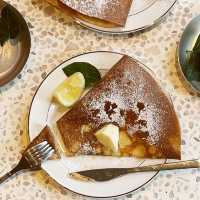 Moderato on the green Cafe