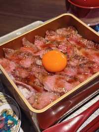 金沢🇯🇵 創業超過百年的老字號肉舖店開設 — 燒牛肉蓋飯
