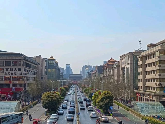 หอระฆังแห่งเมืองซีอาน (Bell Tower of Xian)