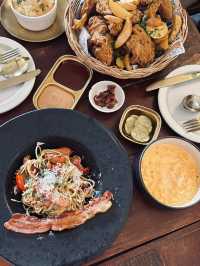 Chayaa Mansri Fried Chicken