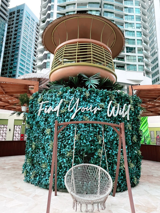 Paradise Trails at Renaissance Hotel: Summer Haven for Families 