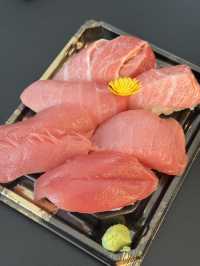 🍣 활기찬 아침, 조용한 위로 – 츠키지 시장과 혼간지 여행기
