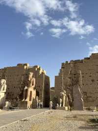 Luxor Travel Guide: Temples, Tombs & Sunrise Balloons
