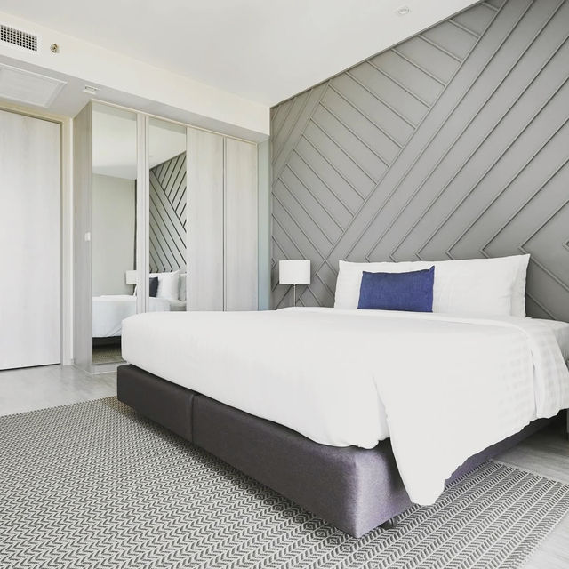 Contemporary Comfort in Bangkok’s Trendy District