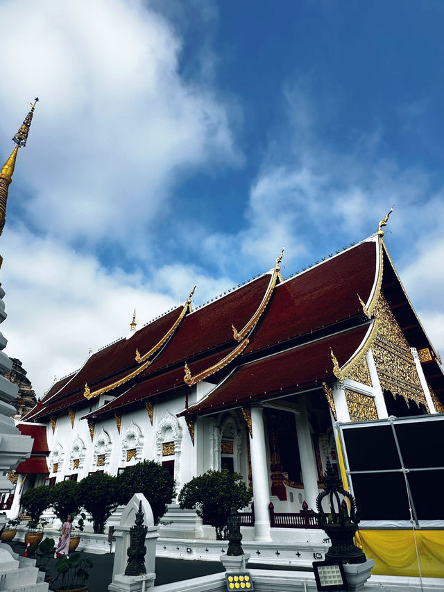 Wat Chedi Luang is a historic temple in Chiang Mai's Old City,