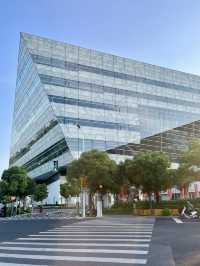 Pudong Library – Shanghai’s Sky-High Reading Cube  