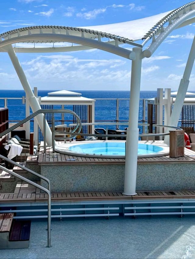 🌊✨ Genting Dream Cruise – Floating Luxury Awaits! 🚢💫