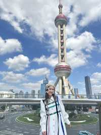 ถ่ายรูปกับหอไข่มุกที่เซี่ยงไฮ้ 🇨🇳