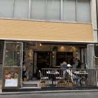 【東京観光】オフィス街で出会ったふわしゅわパンケーキ🥞