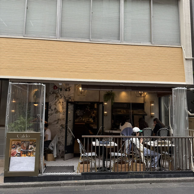 【東京観光】オフィス街で出会ったふわしゅわパンケーキ🥞