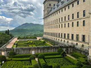 El Escorial: A Hidden Spanish Royal Pantheon 🇪🇸👑