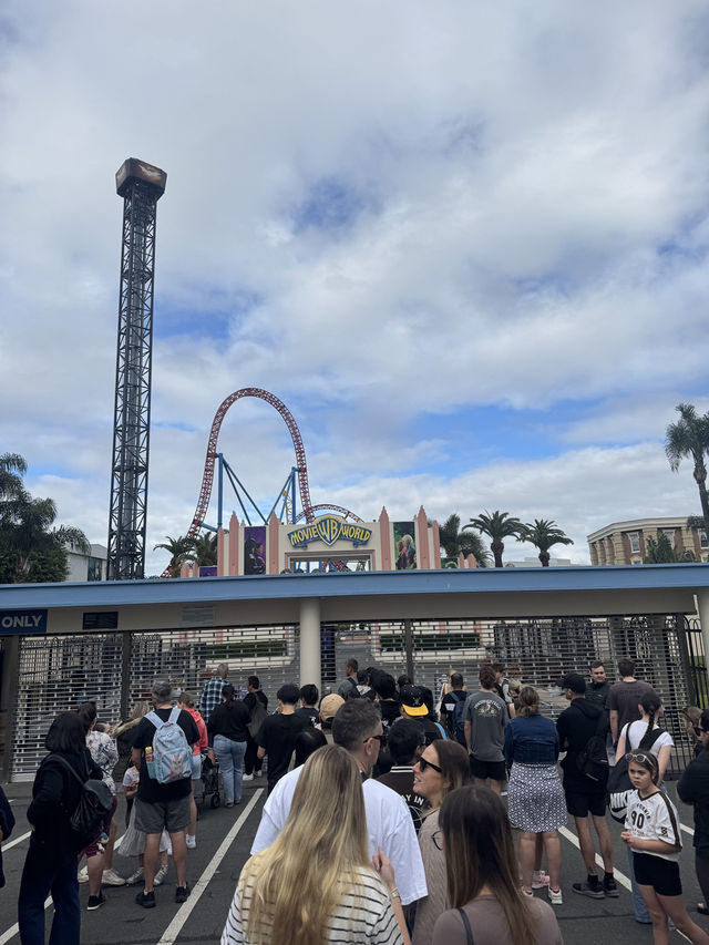 Warner Bros. Movie World !