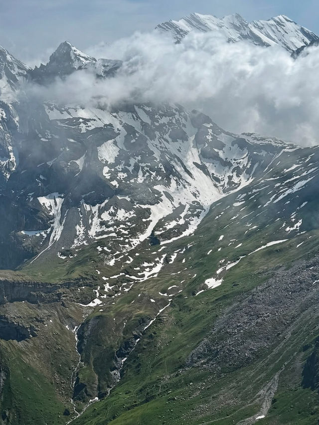 【007の舞台へ】シルトホルンでスパイ気分の絶景体験🎥🏔️