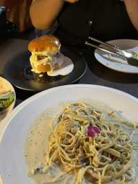 ร้านอาหารสไตล์ตะวันตกโฮมมี่ GODFATHER-19BKK