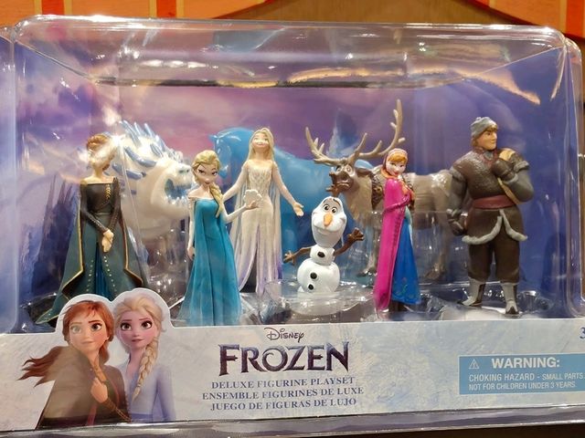 Shop till you drop in Shanghai World of Disney!