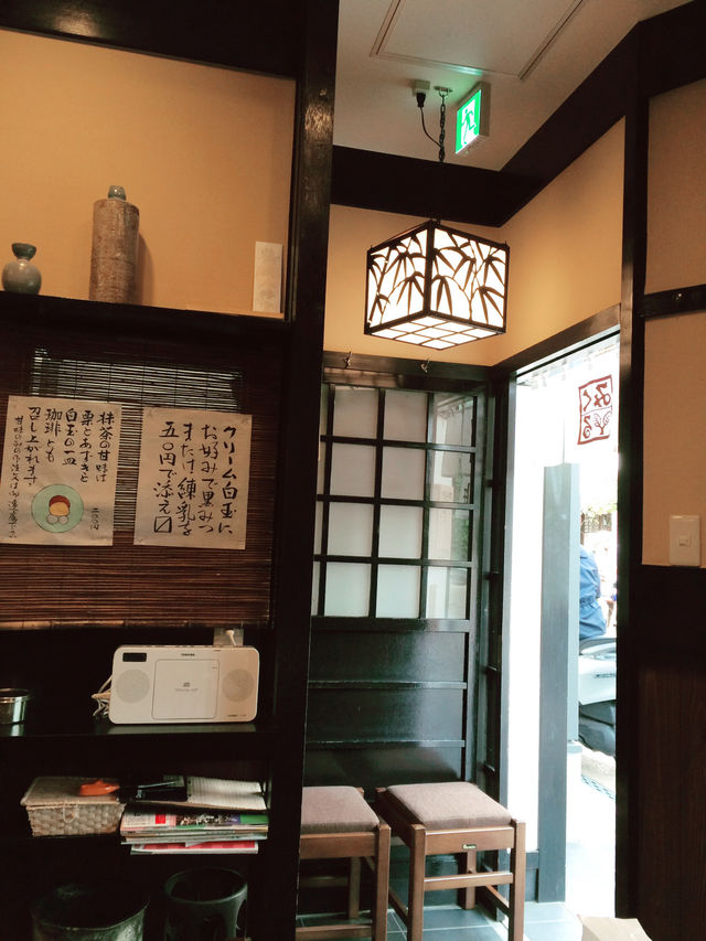【鎌倉　もうすぐ開花する鶴岡八幡宮のハス池🪷と快適なカフェ】