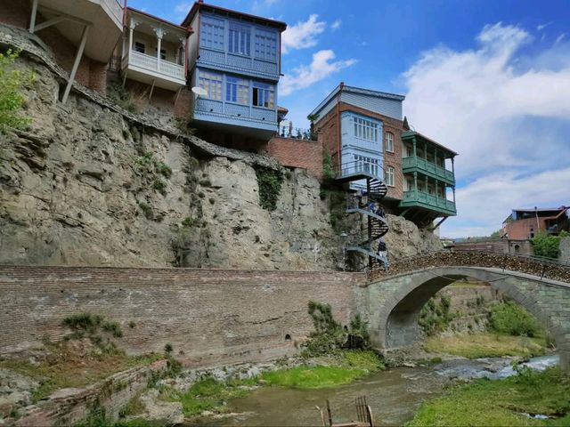 Sulfur Bath Time in Tbilisi