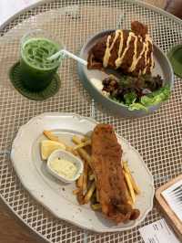 Comfee Cafe & Brunch เมืองเก่า ภูเก็ต