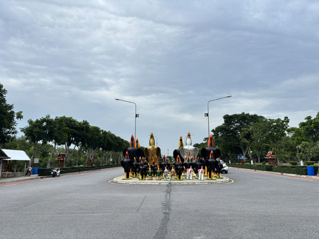 พระบรมราชานุสาวรีย์สมเด็จพระนเรศวรมหาราช