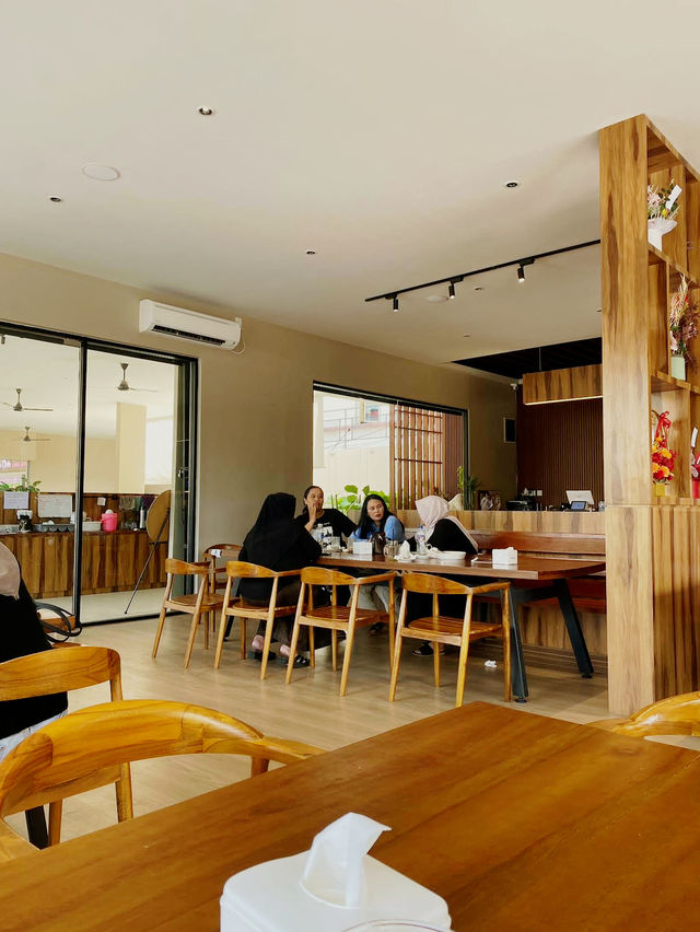 MANA Coffee Shop