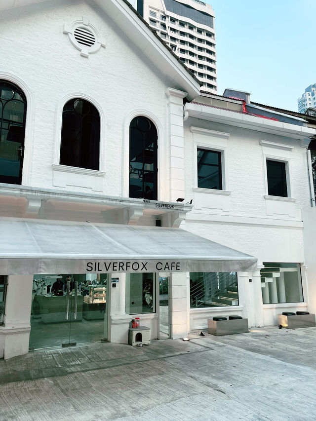 Silverfox Cafe: The Perfect Blend of Coffee and Aesthetic Charm