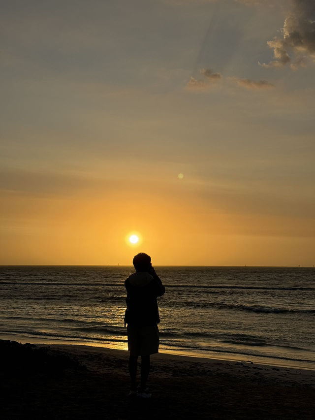 Golden Silence by the Sea — Discover Perth’s Hidden Sunset Gem 🌞🌊